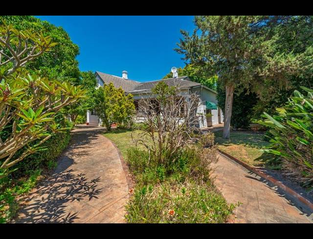 4 BEDROOM HOUSE FOR SALE IN PLUMSTEAD